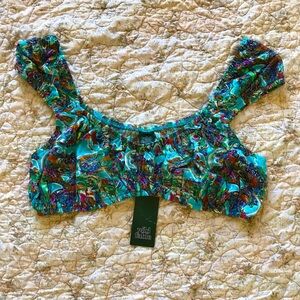 Women’s cropped top